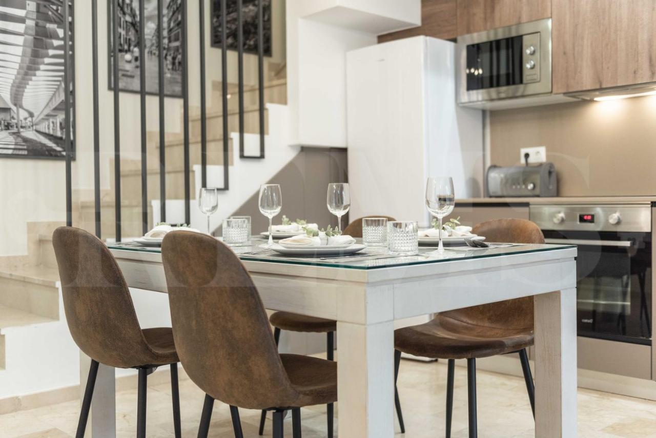 Lovely Duplex With Private Parking Near City Center By Rems Málaga Exterior foto