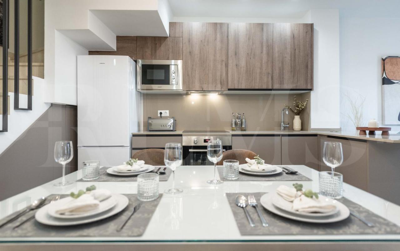 Lovely Duplex With Private Parking Near City Center By Rems Málaga Exterior foto