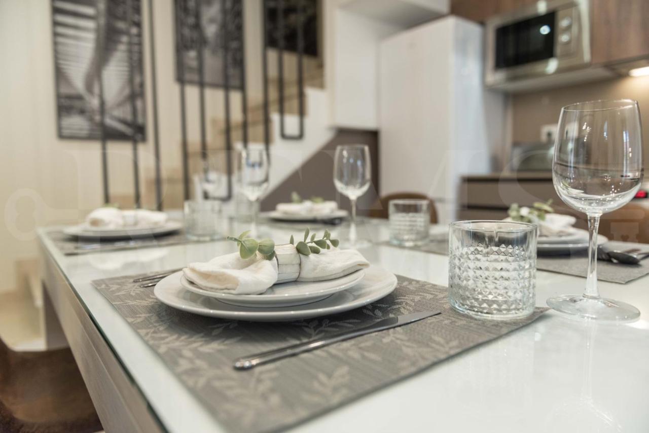 Lovely Duplex With Private Parking Near City Center By Rems Málaga Exterior foto